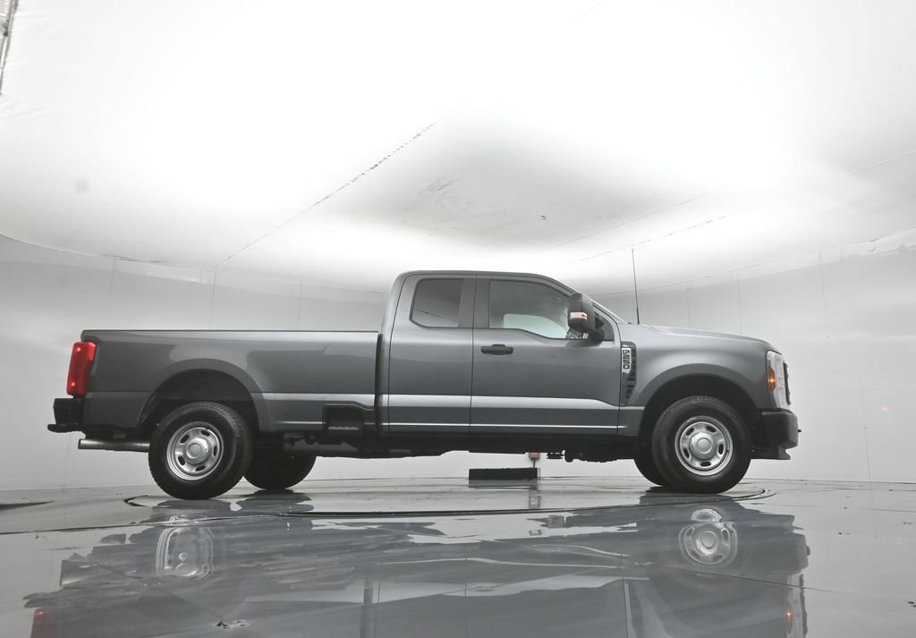 Certified 2025 Ford F250 XL RWD image 48