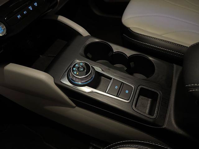 Certified 2025 Ford Escape SE w/ PHEV Premium Package FWD image 30