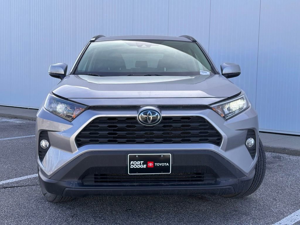Used 2019 Toyota RAV4 XLE w/ Convenience Package image 7