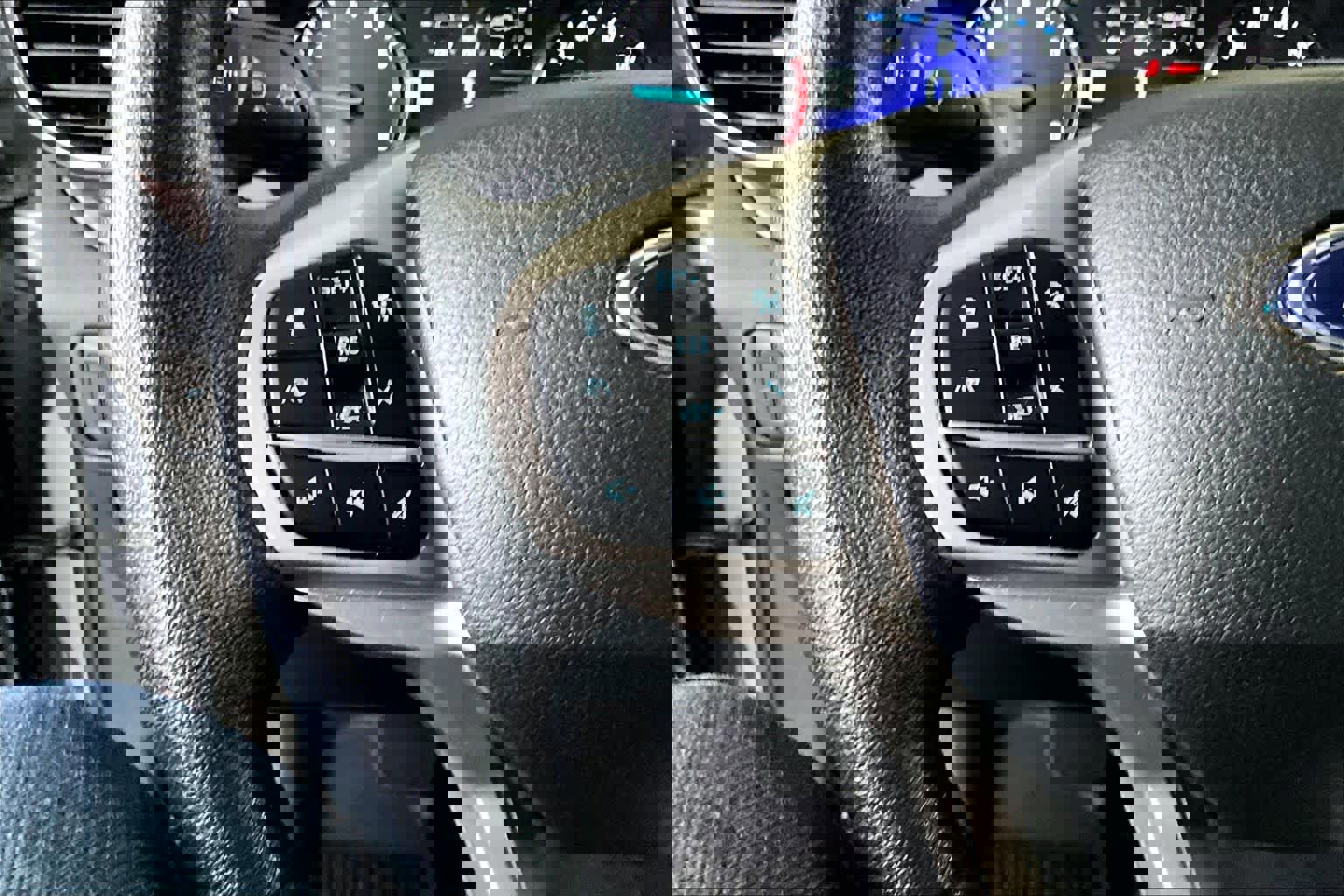 Certified 2021 Ford Explorer Limited w/ Equipment Group 301A image 23