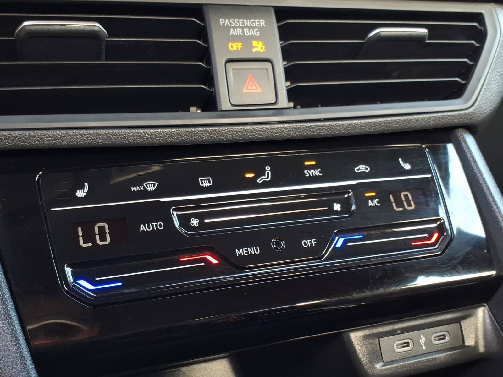 Used 2025 Volkswagen Jetta Sport FWD image 21