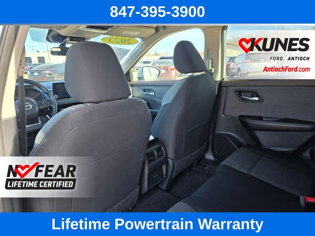 Used 2023 Nissan Rogue SV image 19