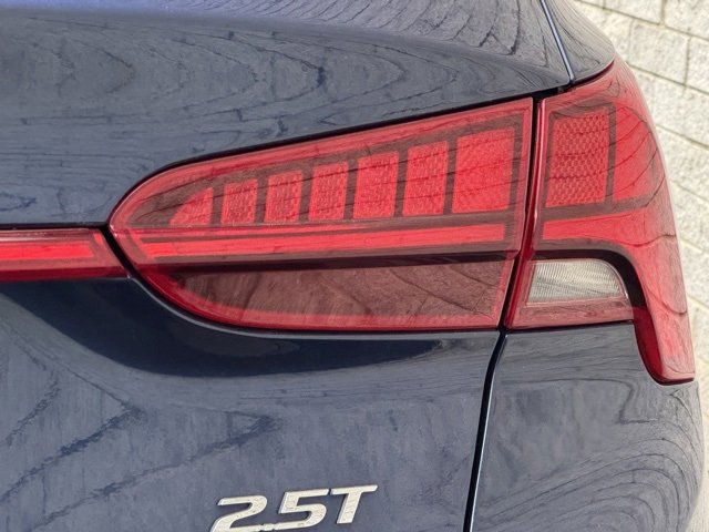 Used 2022 Hyundai Santa Fe Limited image 13