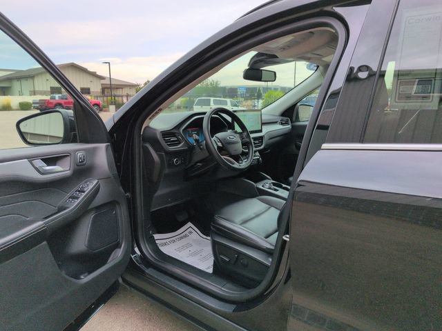 Certified 2023 Ford Escape Platinum AWD/4WD image 9