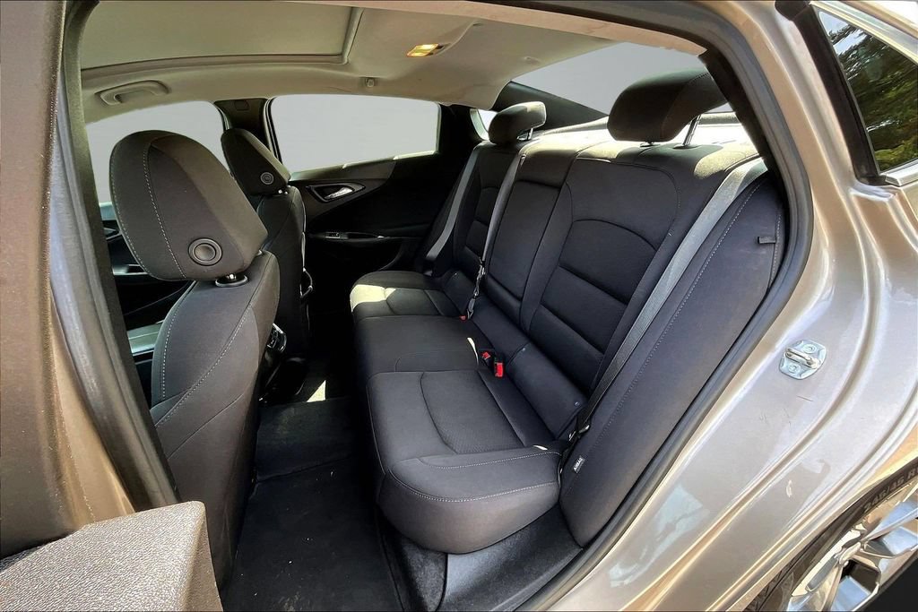 Used 2024 Chevrolet Malibu LT FWD image 21