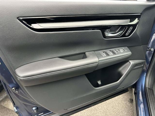 Used 2025 Honda CR-V EX-L image 16