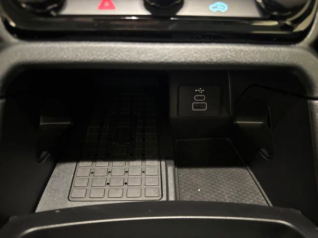 Certified 2025 Ford Ranger XLT w/ Equipment Group 301A High image 28