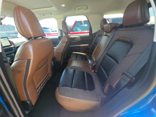 Certified 2025 Ford Bronco Sport Outer Banks w/ Outer Banks Tech Package+ AWD/4WD image 3
