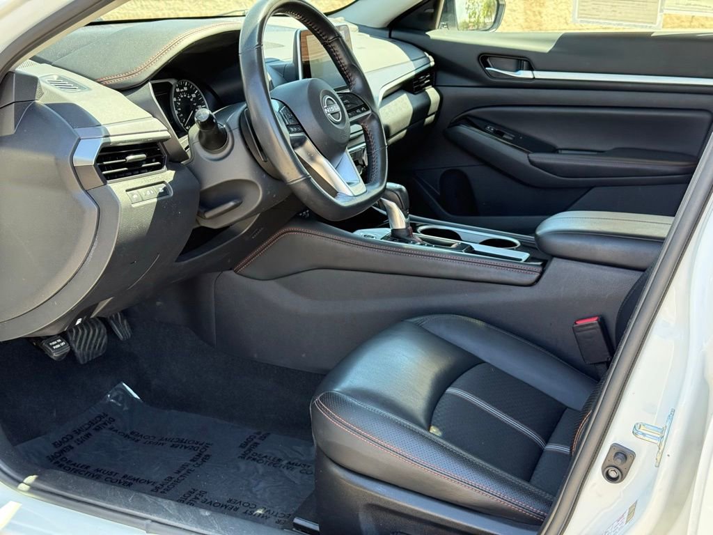 Used 2024 Nissan Altima 2.5 SR FWD image 6