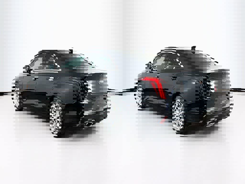 Used 2020 Cadillac CT4 Luxury w/ Cold Weather Package image 3