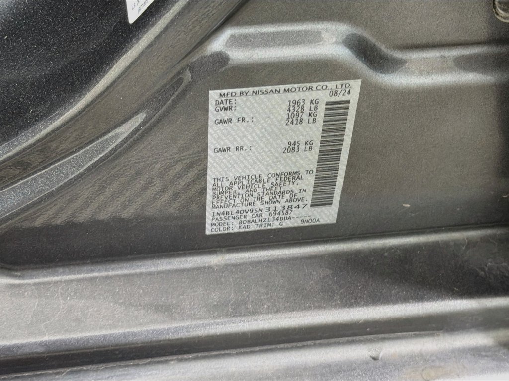 Used 2025 Nissan Altima 2.5 SV FWD image 27