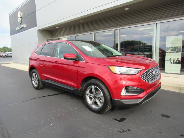 Certified 2024 Ford Edge SEL w/ Convenience Package AWD/4WD image 2