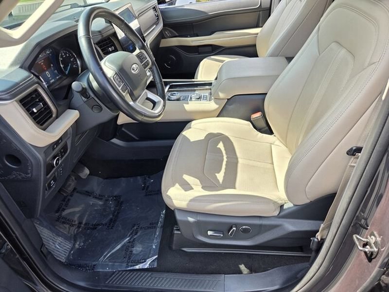 Certified 2024 Ford Expedition Limited AWD/4WD image 10