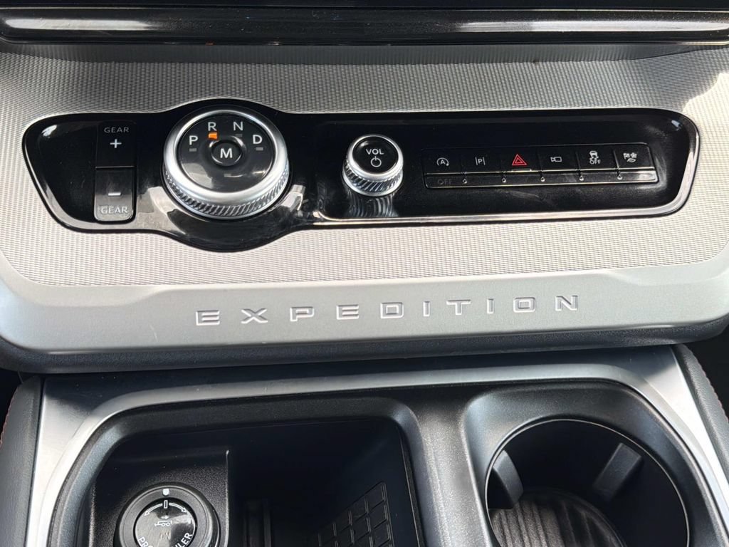Certified 2025 Ford Expedition Max Active RWD image 20