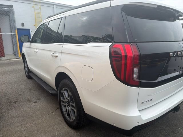 Certified 2025 Ford Expedition Active AWD/4WD image 17