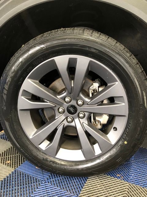 Certified 2022 Ford Explorer XLT w/ Equipment Group 202A image 9