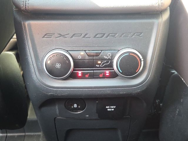 Certified 2025 Ford Explorer Platinum w/ LUX Leather Package AWD/4WD image 22