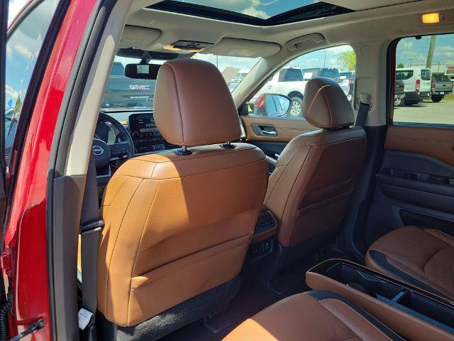Used 2022 Nissan Pathfinder Platinum w/ Cargo Package AWD/4WD image 13