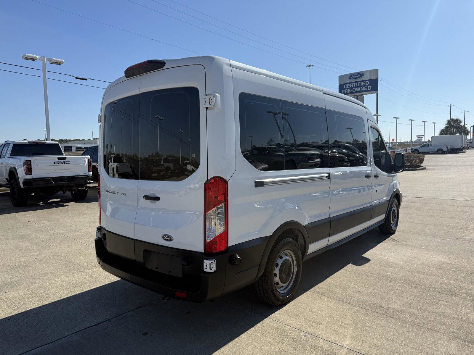 Certified 2019 Ford Transit 350 XL image 4