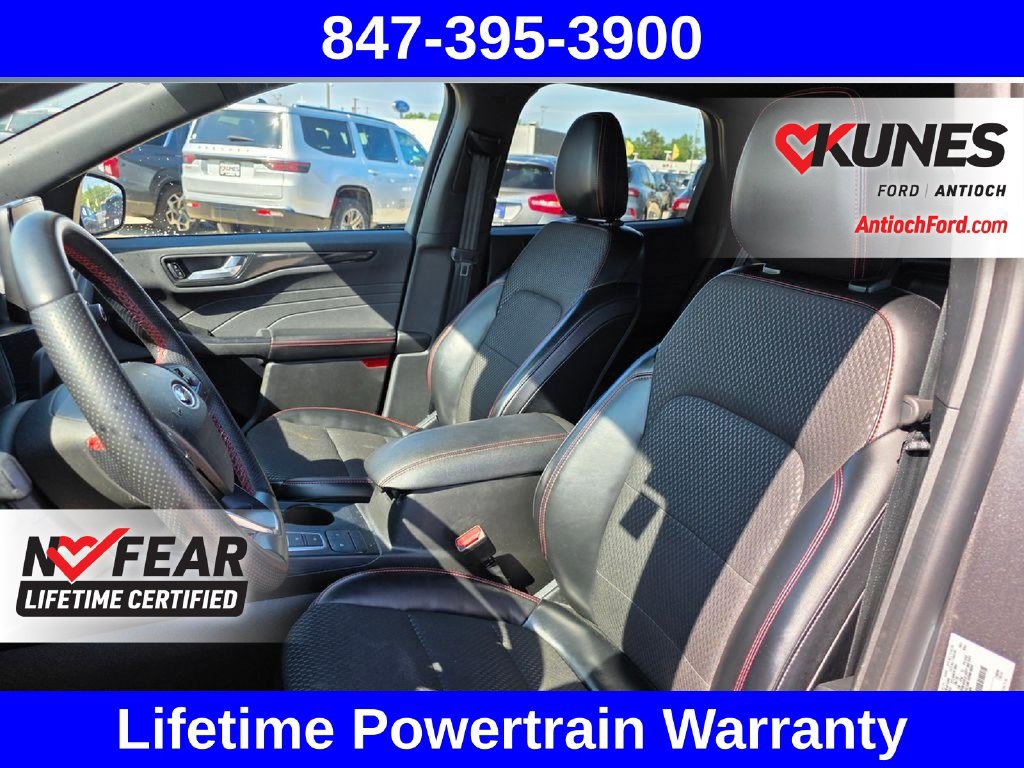 Certified 2024 Ford Escape ST-Line AWD/4WD image 17