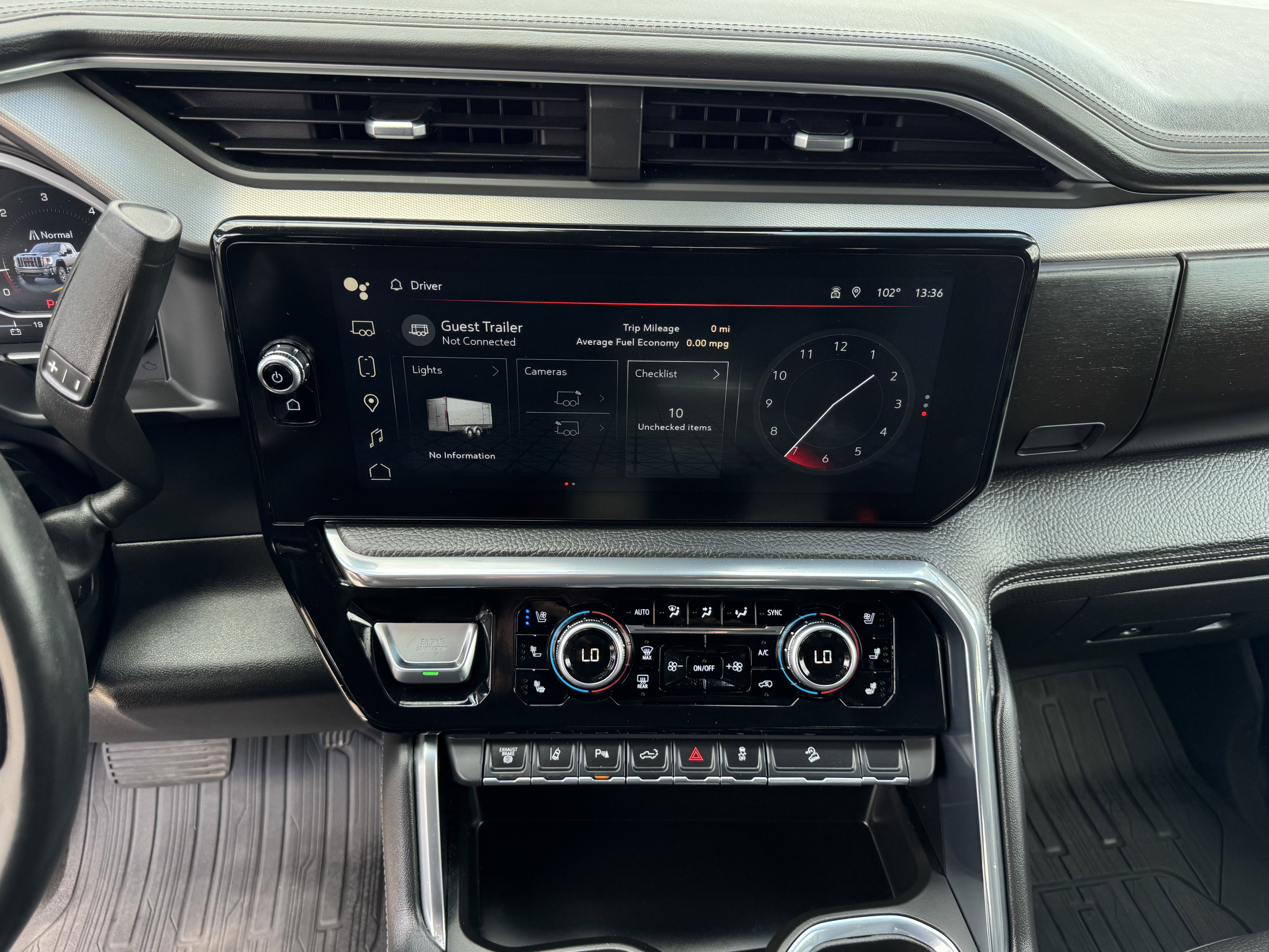 Used 2024 GMC Sierra 2500 Denali w/ Denali Reserve Package image 21