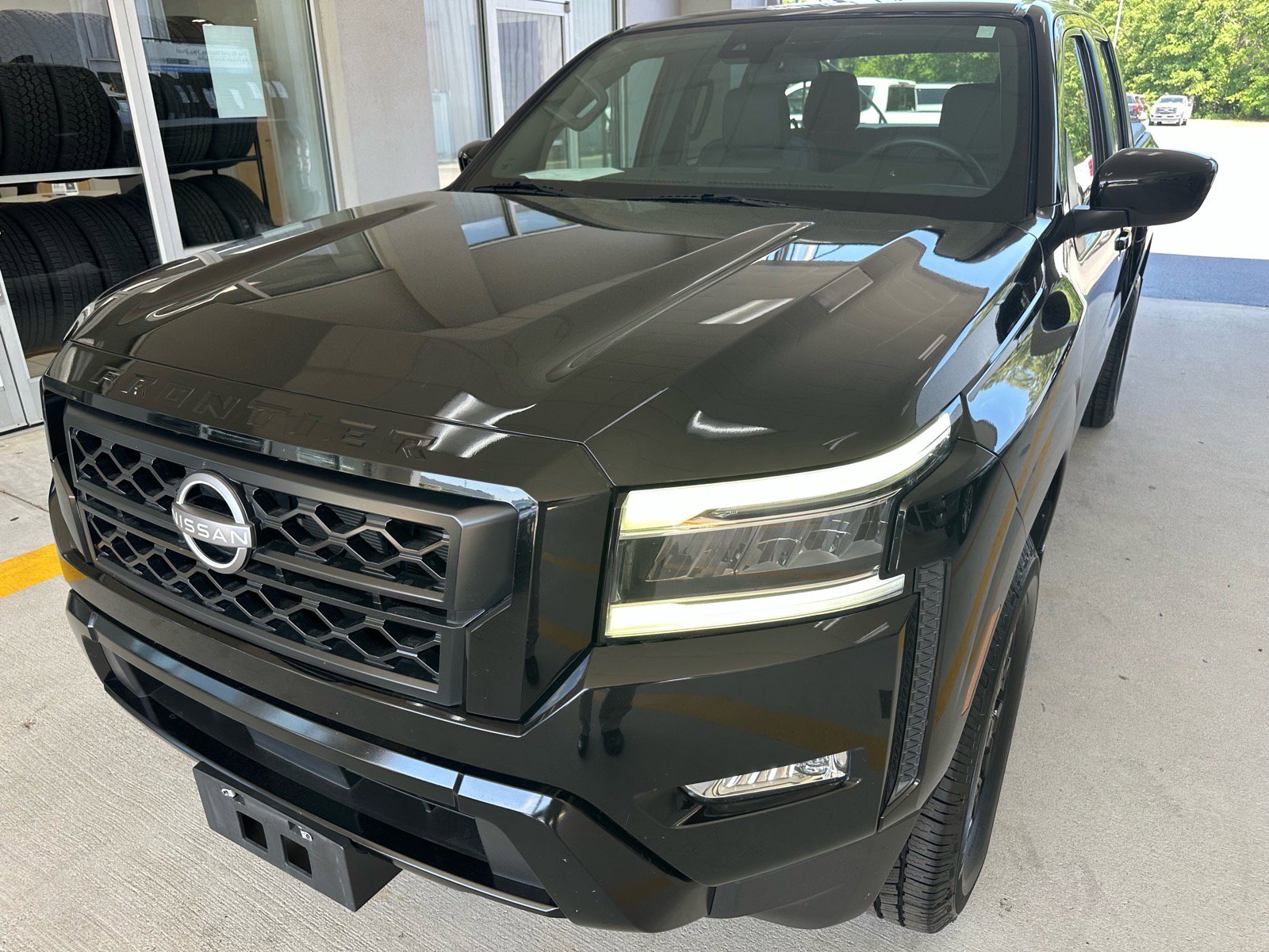 Used 2023 Nissan Frontier SV w/ Midnight Edition Package