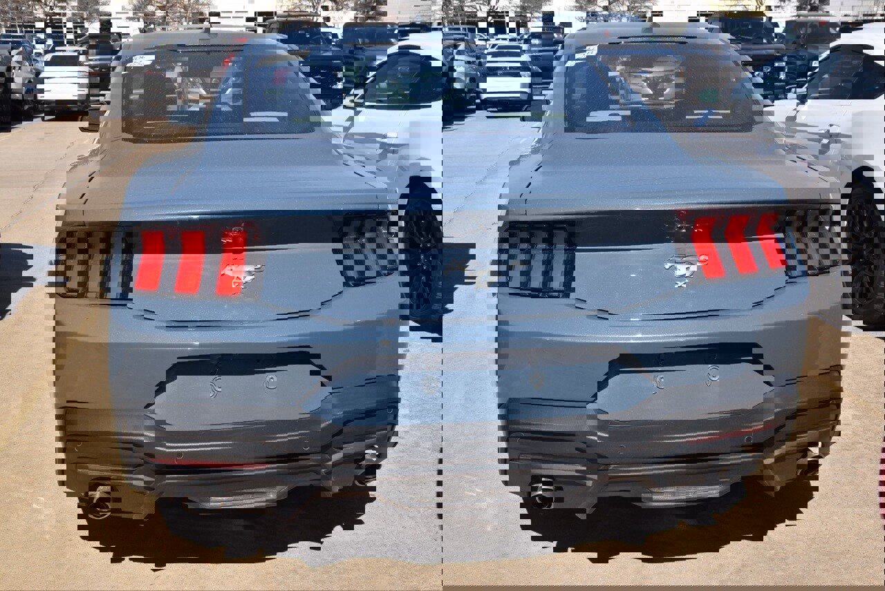 Certified 2025 Ford Mustang Premium image 8