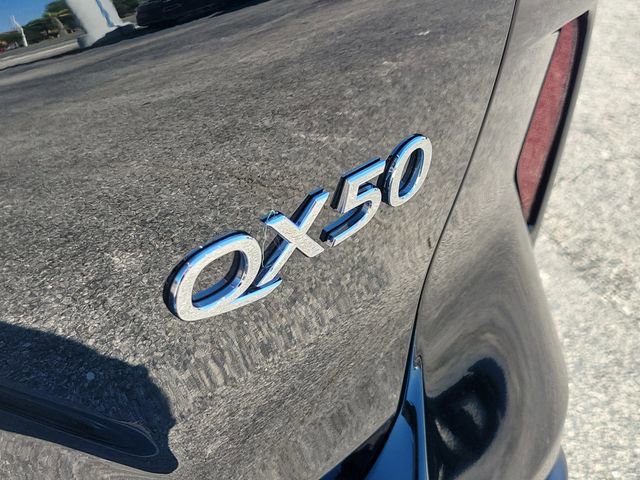 Used 2024 INFINITI QX50 Luxe FWD image 7