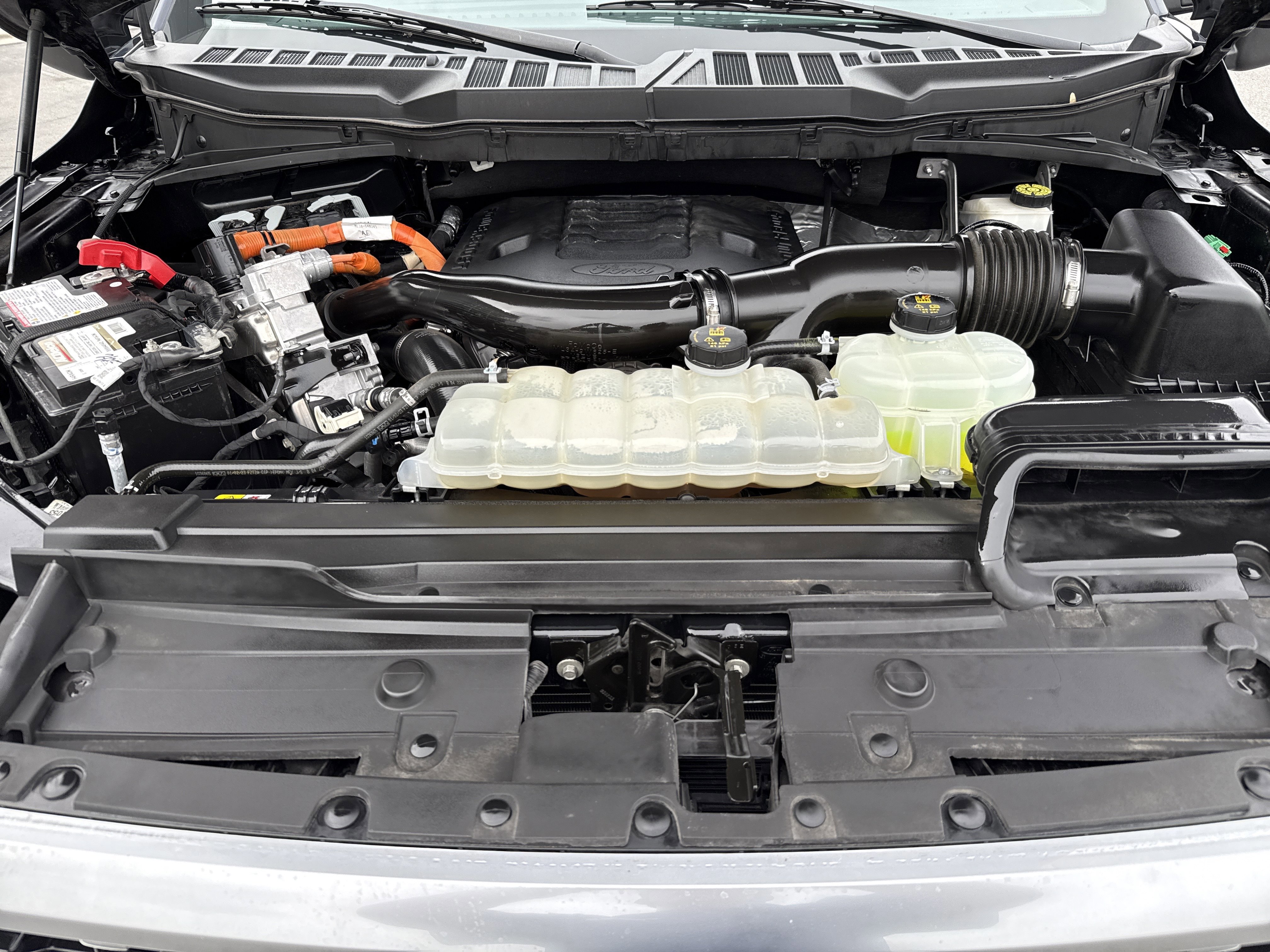 Certified 2023 Ford F150 Platinum w/ Equipment Group 701A High image 33