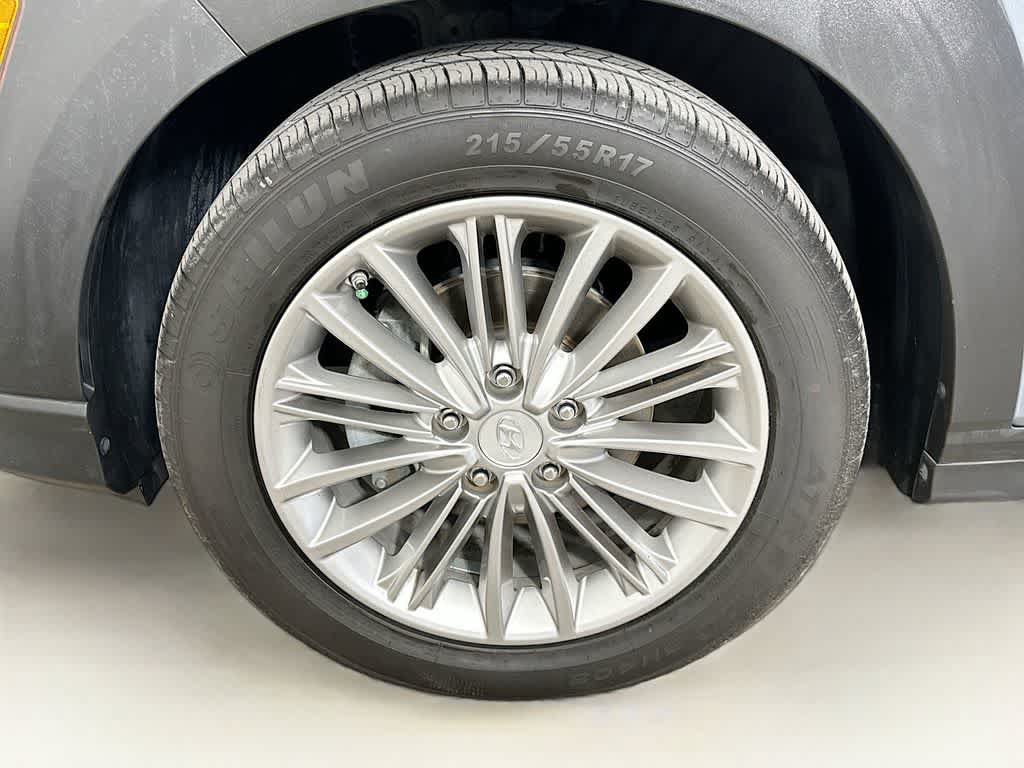 Used 2020 Hyundai Kona SEL FWD image 7