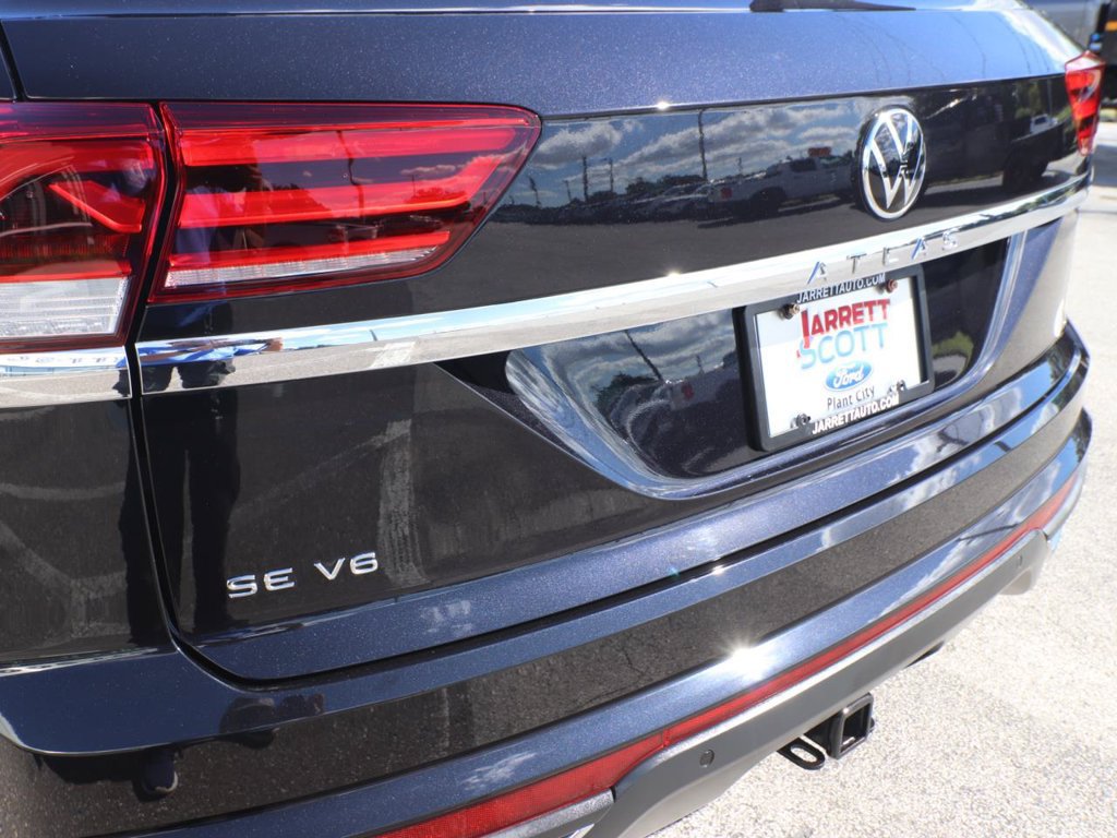 Used 2023 Volkswagen Atlas Cross Sport SE w/ Panoramic Sunroof Package FWD image 14