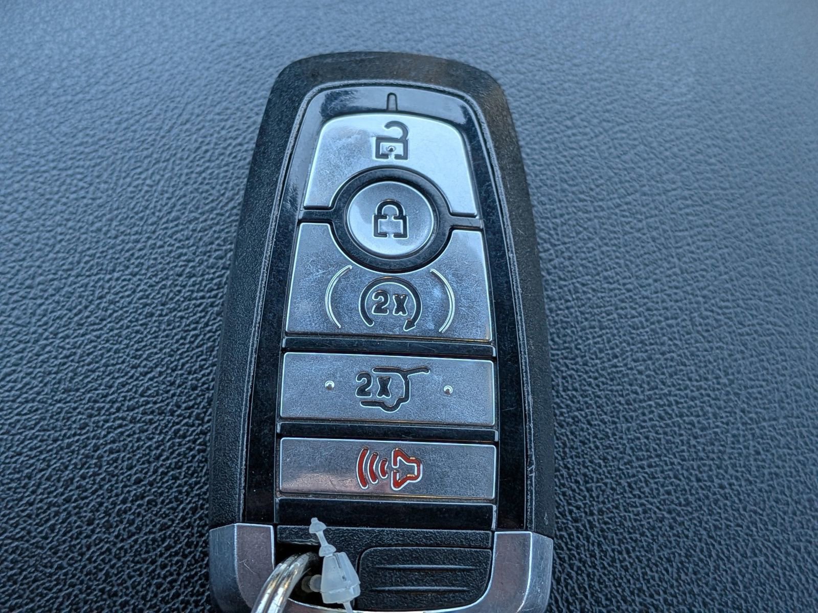 Certified 2024 Ford Edge ST-Line image 35