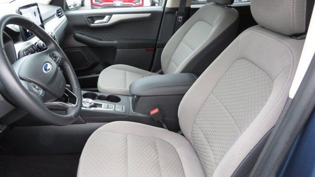 Certified 2020 Ford Escape SE Sport image 10