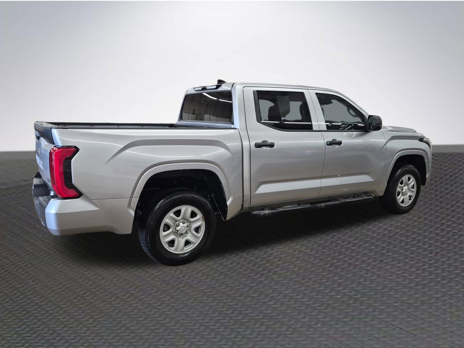 Used 2023 Toyota Tundra SR AWD/4WD image 4