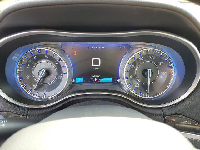Used 2017 Chrysler 300 C w/ Safetytec Plus Group AWD/4WD image 10