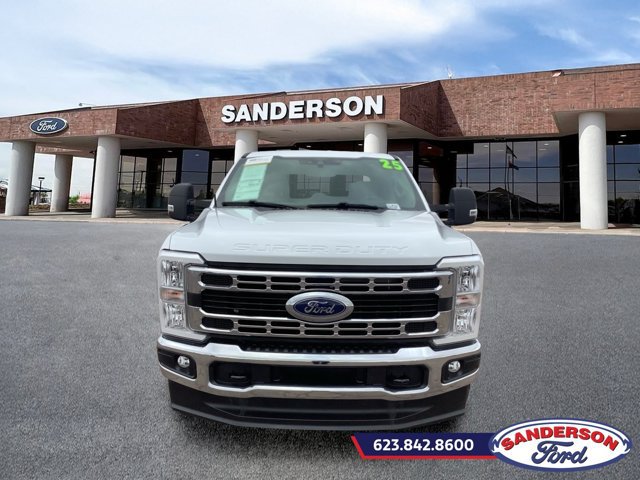 Certified 2025 Ford F250 XLT AWD/4WD image 8