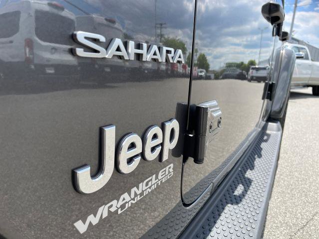Used 2020 Jeep Wrangler Unlimited Sahara w/ Cold Weather Group AWD/4WD image 25