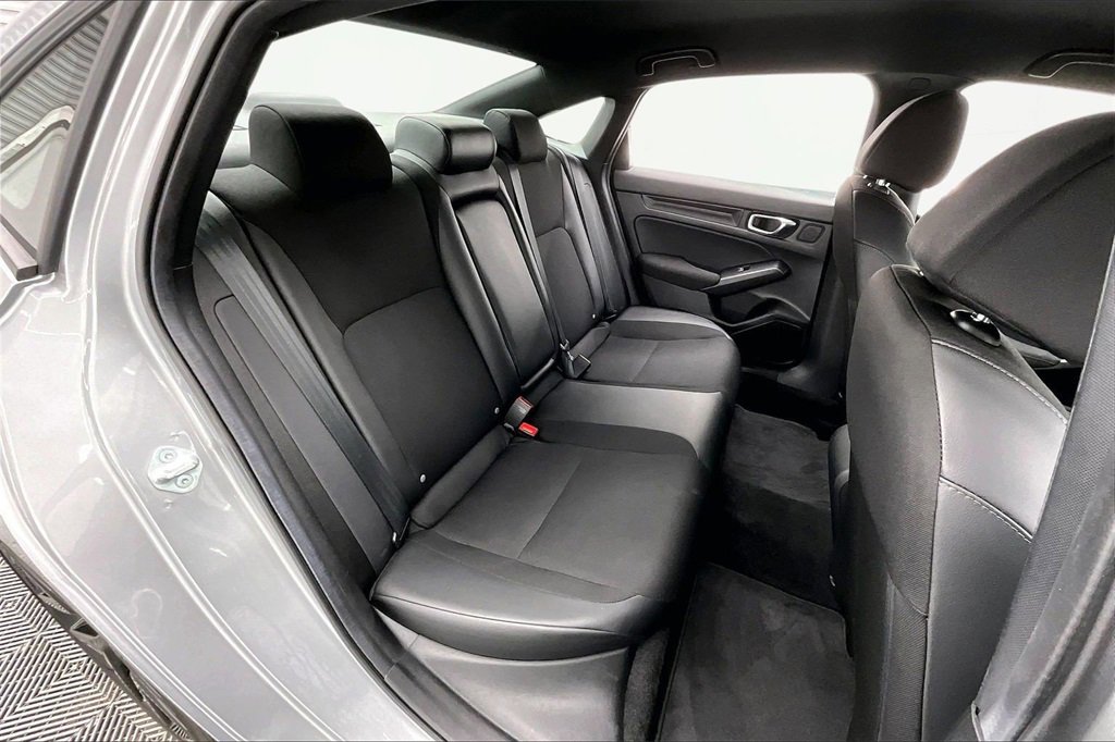 Used 2025 Honda Civic Sport image 27