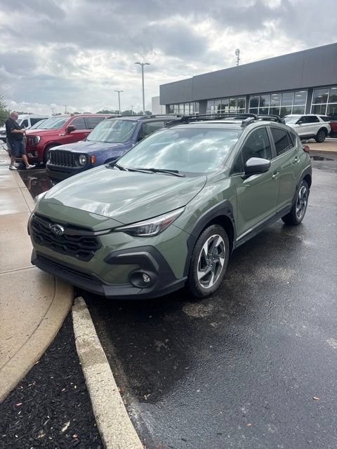 Used 2024 Subaru Crosstrek 2.5i Limited w/ Popular Package #3A AWD/4WD image 2