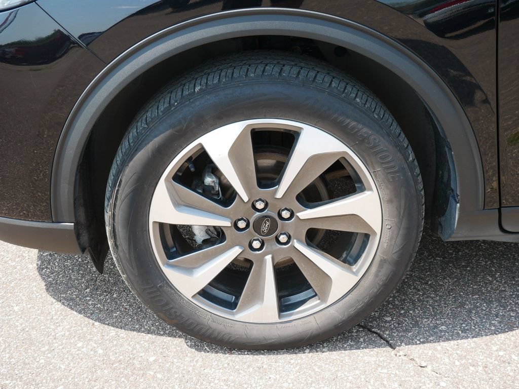 Certified 2024 Ford Escape Platinum AWD/4WD image 8