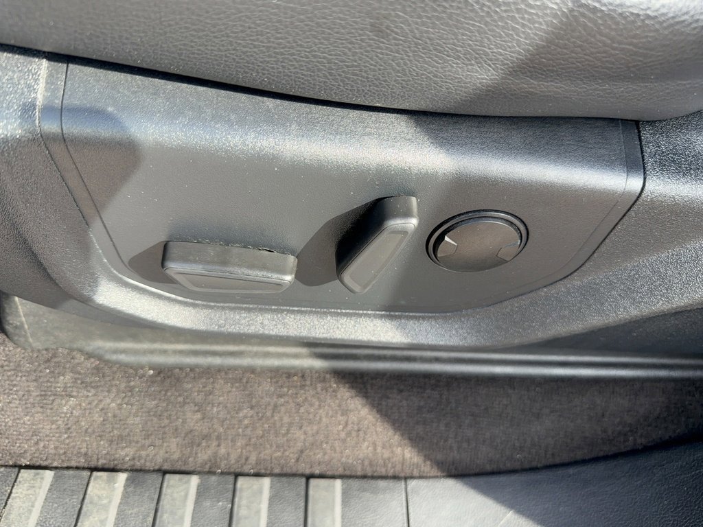 Certified 2020 Ford F150 Lariat w/ Equipment Group 502A Luxury image 38