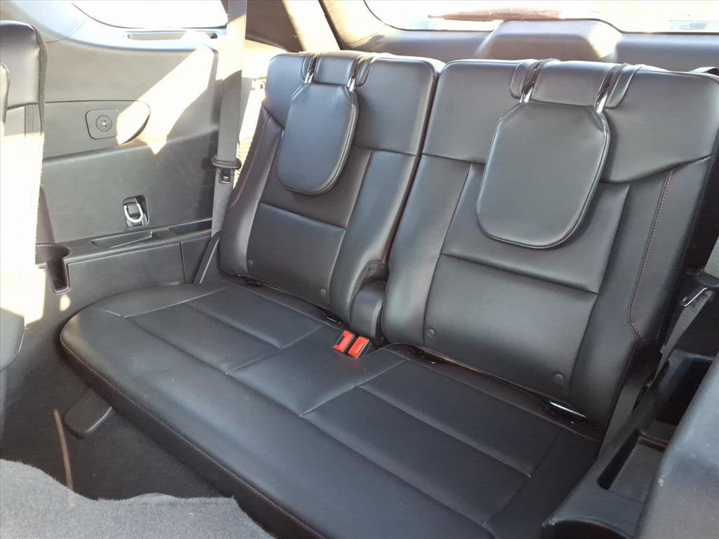 Certified 2025 Ford Explorer ST-Line image 11