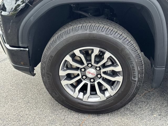 Used 2022 GMC Sierra 1500 AT4 w/ AT4 Premium Package AWD/4WD image 39