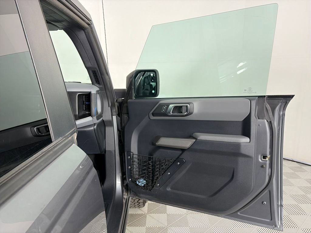 Certified 2022 Ford Bronco Black Diamond image 32