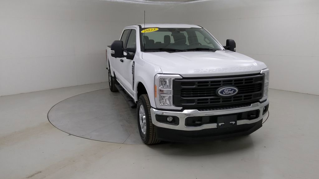 Certified 2023 Ford F250 XL w/ XL Chrome Package image 9
