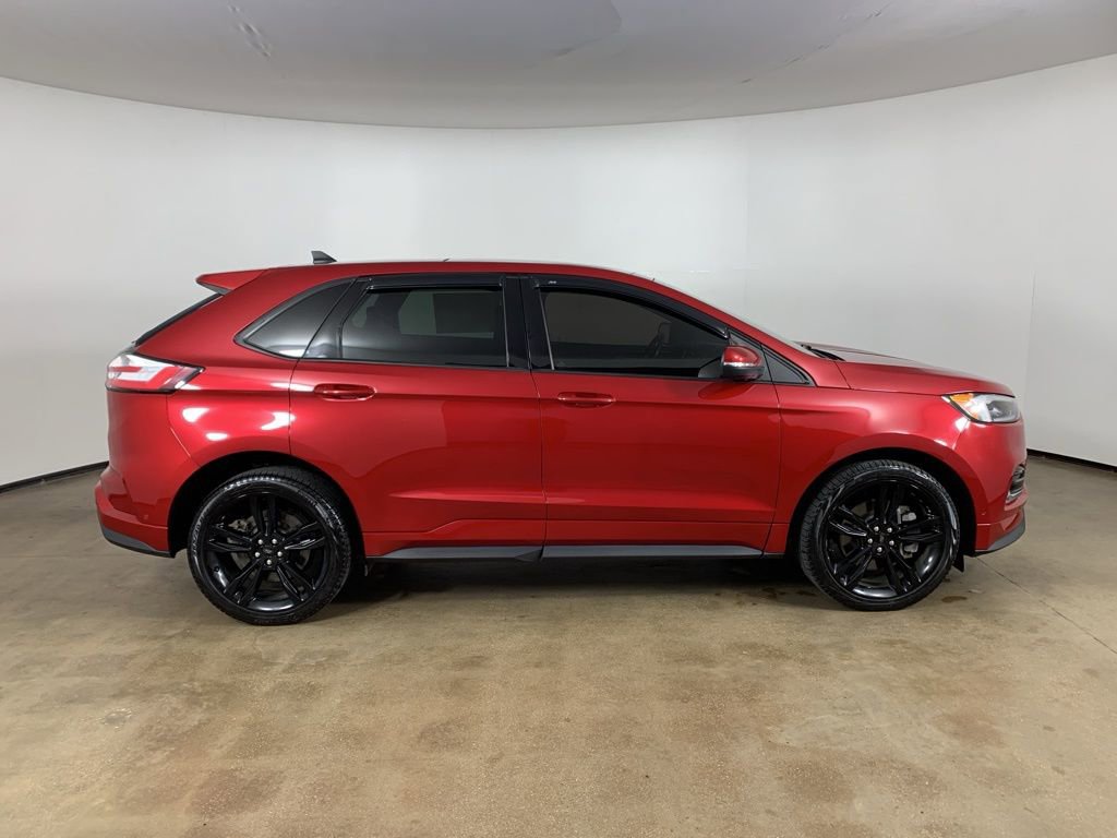 Certified 2022 Ford Edge ST w/ Equipment Group 401A AWD/4WD image 7