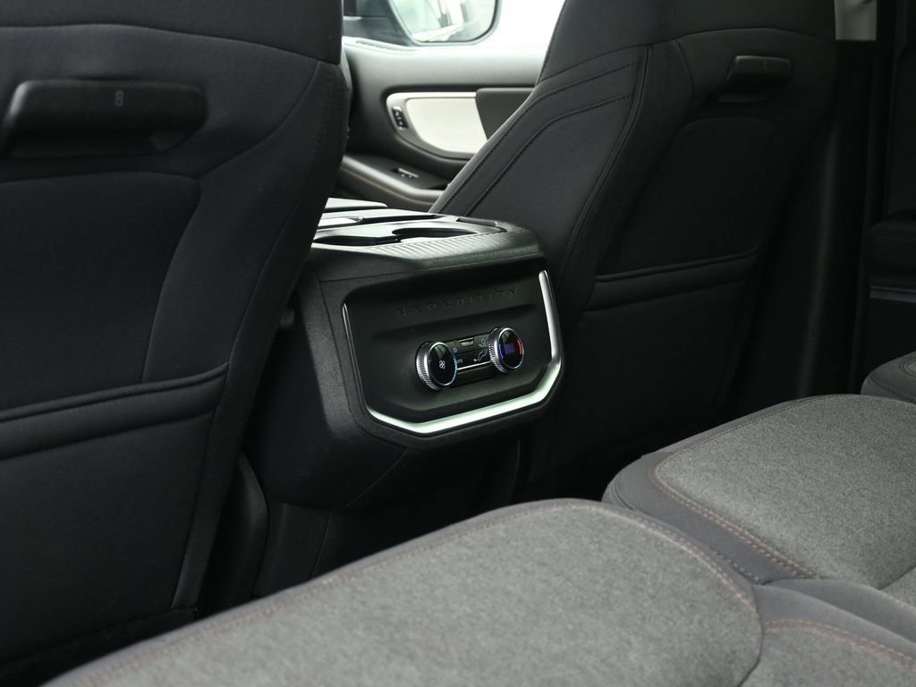 Certified 2025 Ford Expedition Max Active AWD/4WD image 44