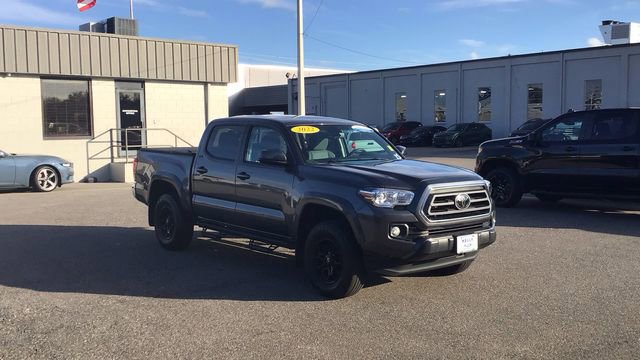 Used 2022 Toyota Tacoma SR5 w/ Black Out Package (TMS) image 7