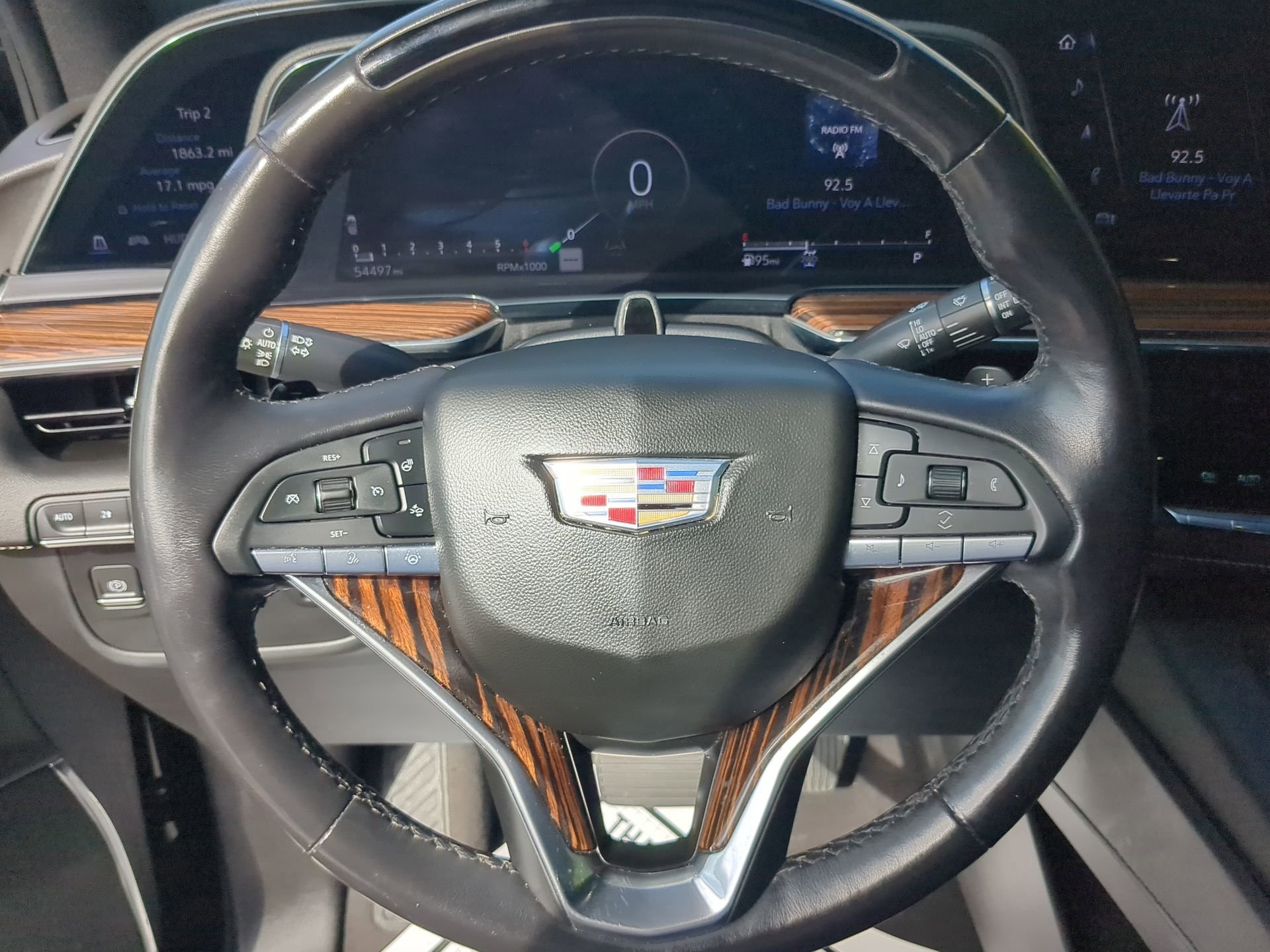 Used 2023 Cadillac Escalade Premium Luxury image 61