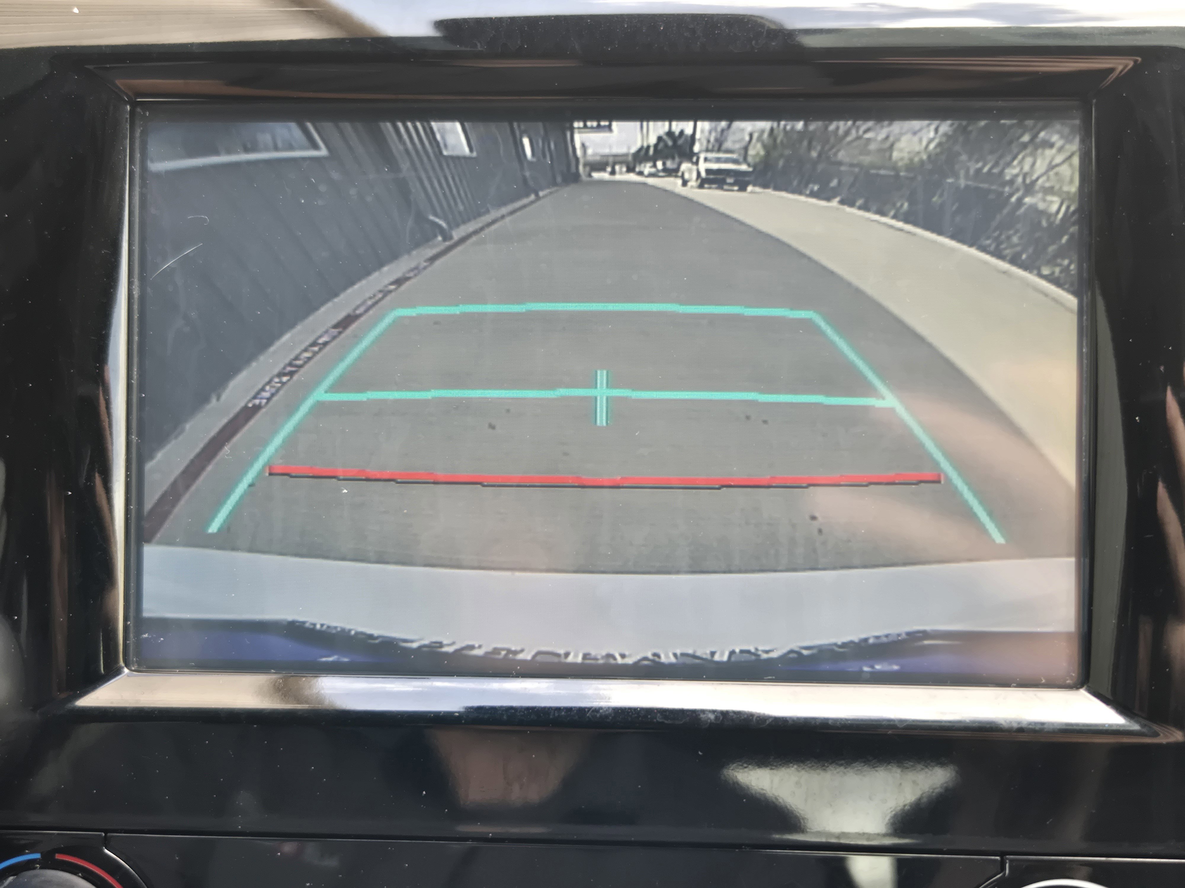 Used 2019 Toyota Camry SE image 13